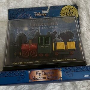 Disney Theme Park Collection Big Thunder Mountain Railroad